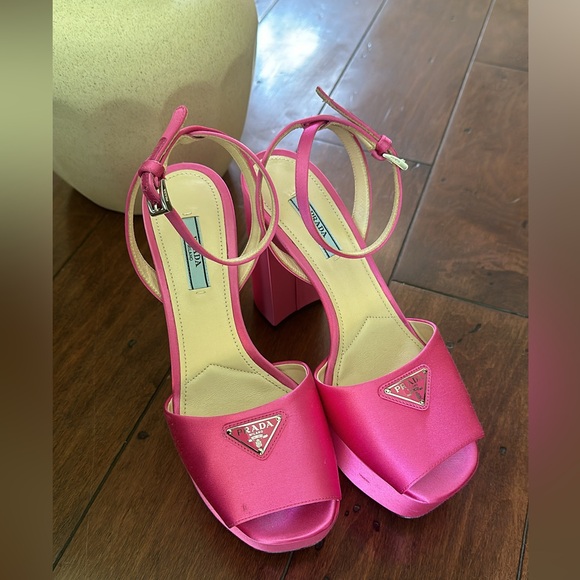 NWT Pink Satin Prada Platform Sandals - Picture 4 of 8